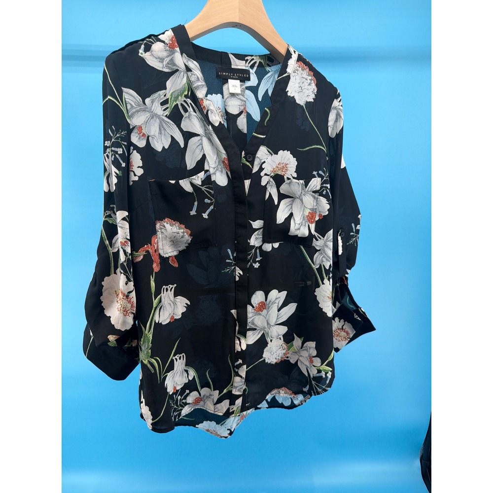 Simply Styled Floral Button Down Blouse Black White Orange Small Roll Tab Sleeve